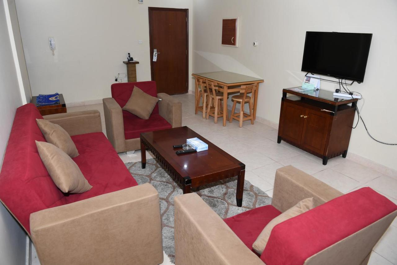 Continental Suite Farwaniya Kuwait City Eksteriør bilde