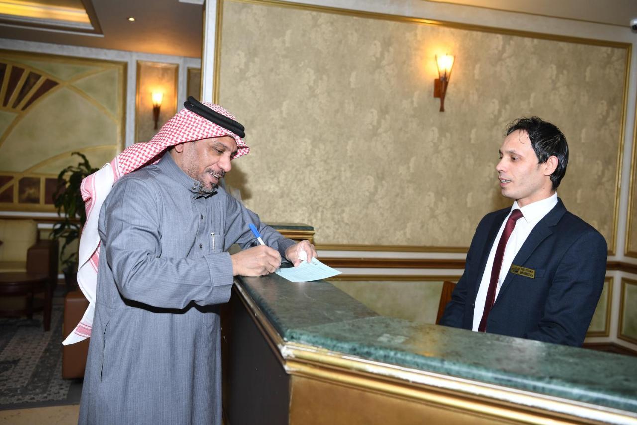Continental Suite Farwaniya Kuwait City Eksteriør bilde