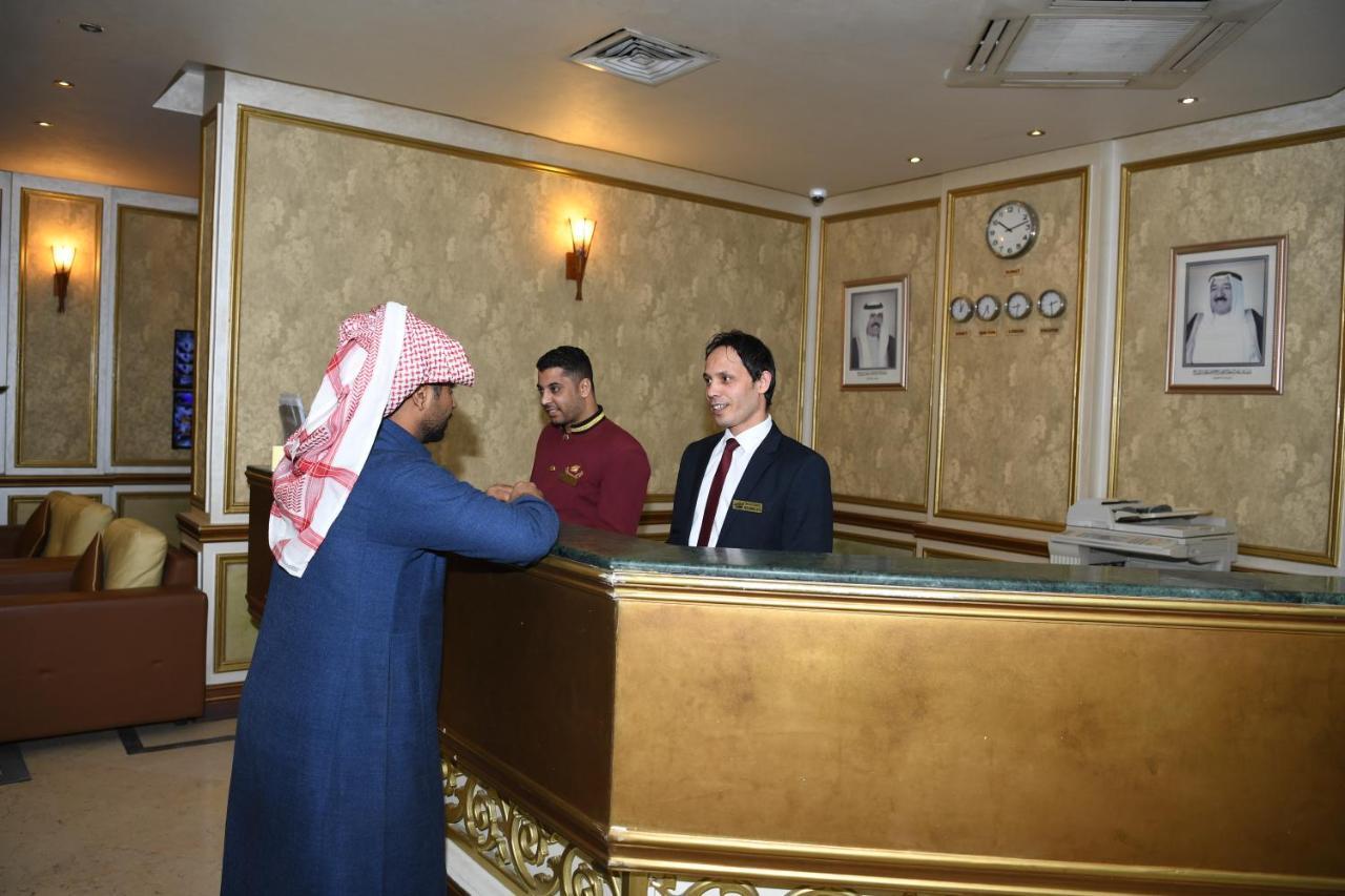 Continental Suite Farwaniya Kuwait City Eksteriør bilde
