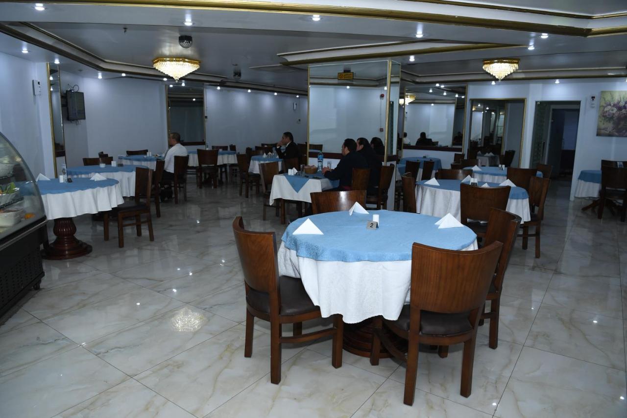 Continental Suite Farwaniya Kuwait City Eksteriør bilde