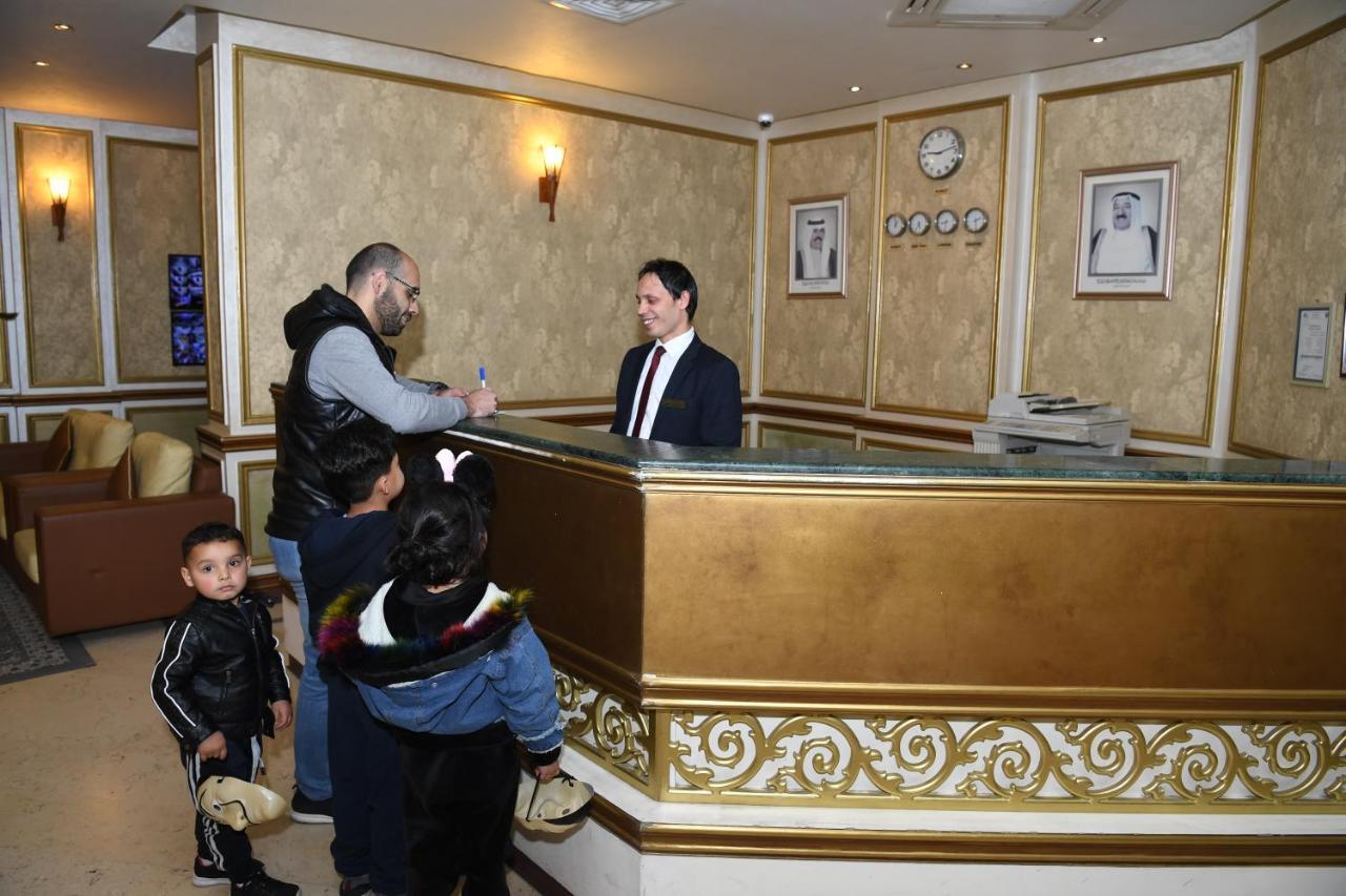 Continental Suite Farwaniya Kuwait City Eksteriør bilde