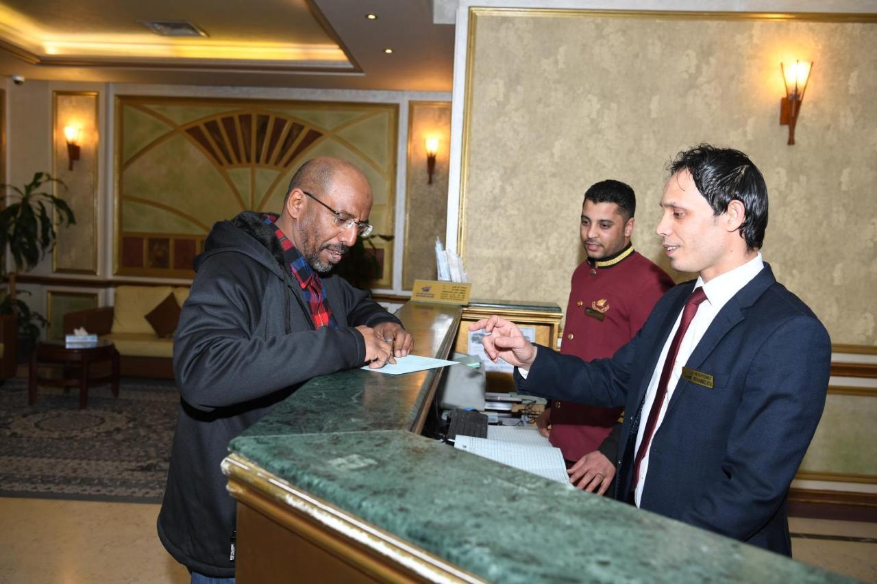 Continental Suite Farwaniya Kuwait City Eksteriør bilde