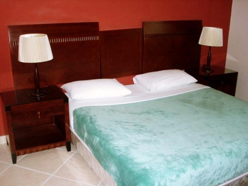 Continental Suite Farwaniya Kuwait City Eksteriør bilde
