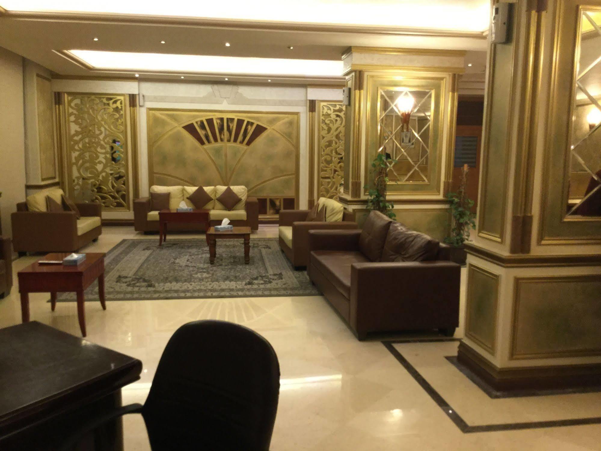Continental Suite Farwaniya Kuwait City Eksteriør bilde